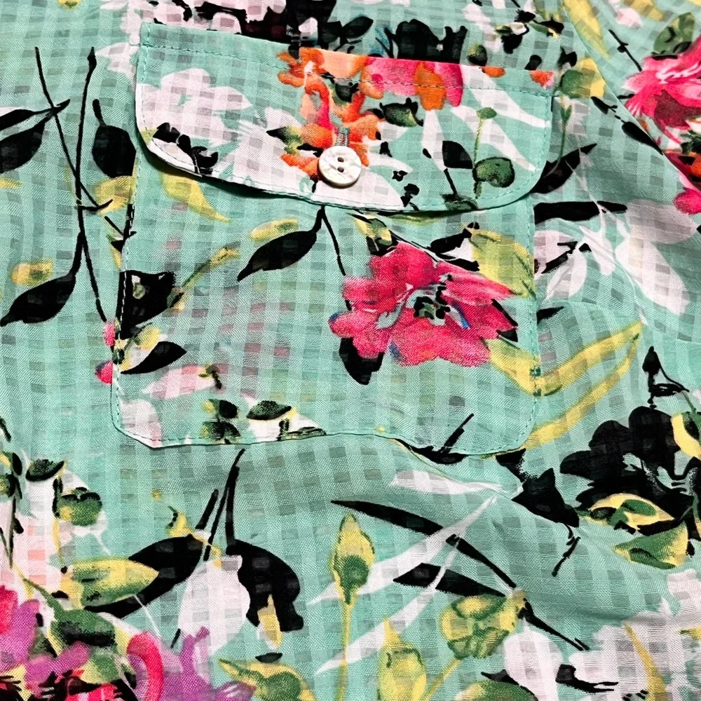 Kim Rogers Floral Blouse - Picture 3 of 9